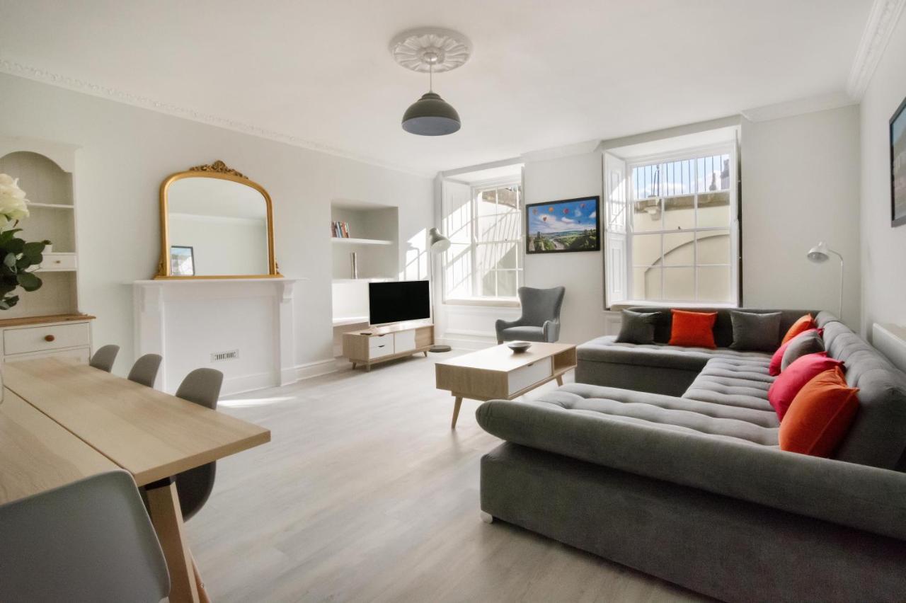 Free Parking! Very Large 2 Bedroom Clifton Flat Bristol Esterno foto