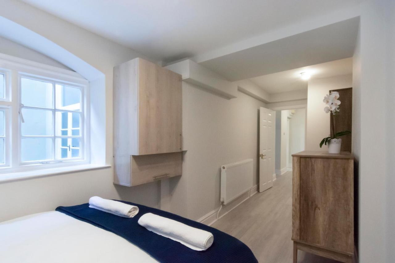 Free Parking! Very Large 2 Bedroom Clifton Flat Bristol Esterno foto